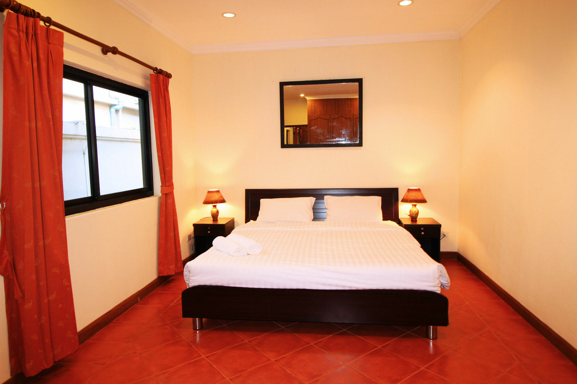 Cosy Beach Pool Villas By Pattaya Sunny Rentals Екстериор снимка