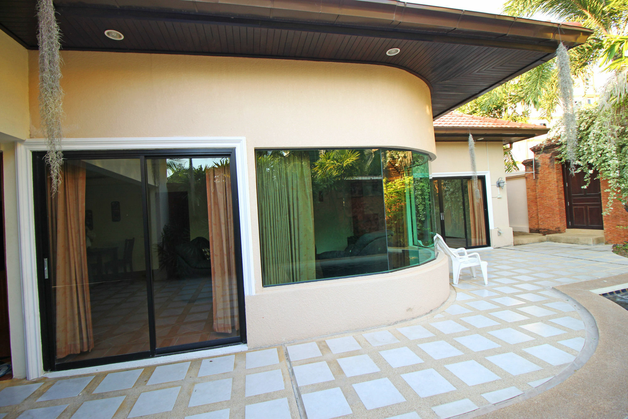Cosy Beach Pool Villas By Pattaya Sunny Rentals Екстериор снимка