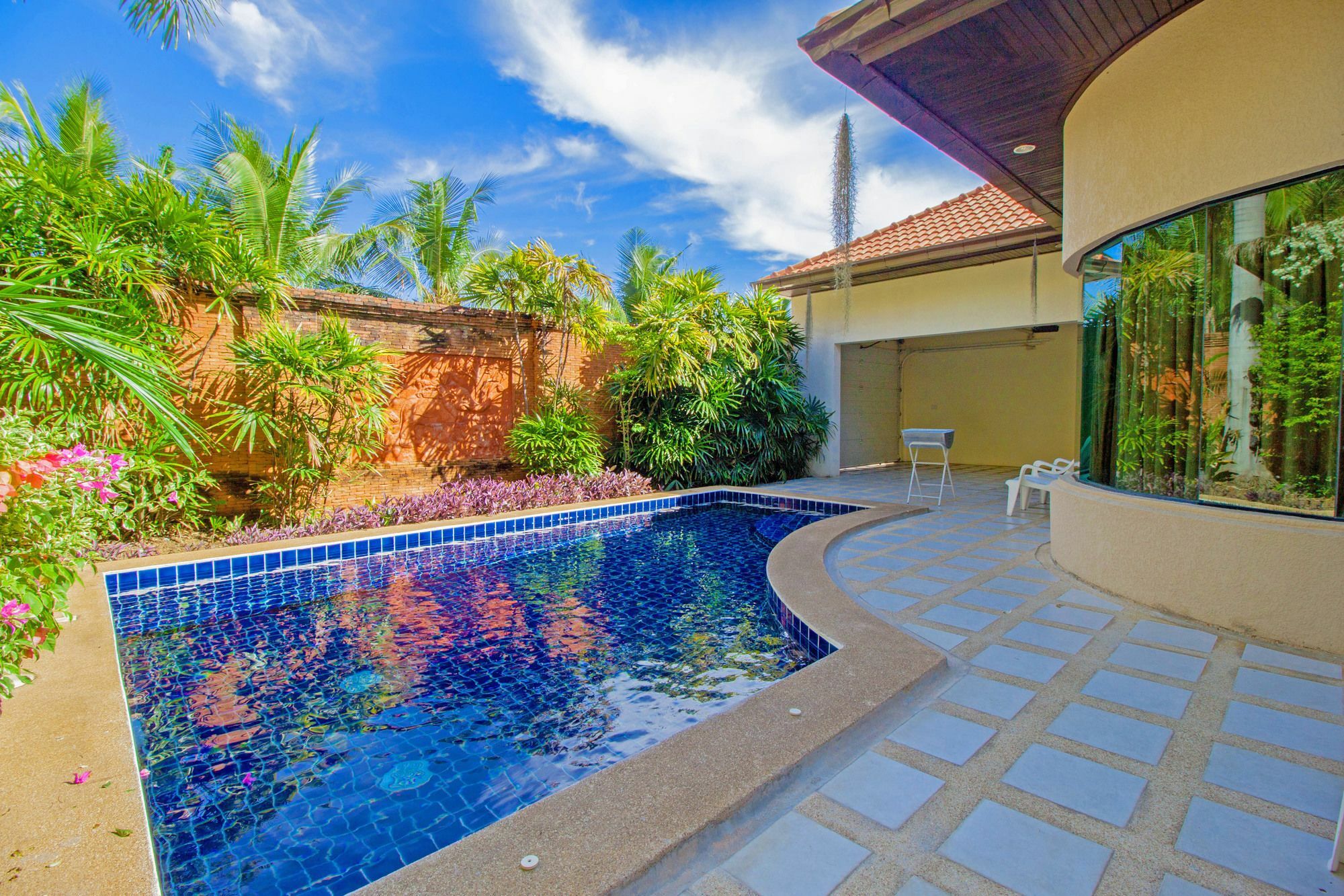 Cosy Beach Pool Villas By Pattaya Sunny Rentals Екстериор снимка