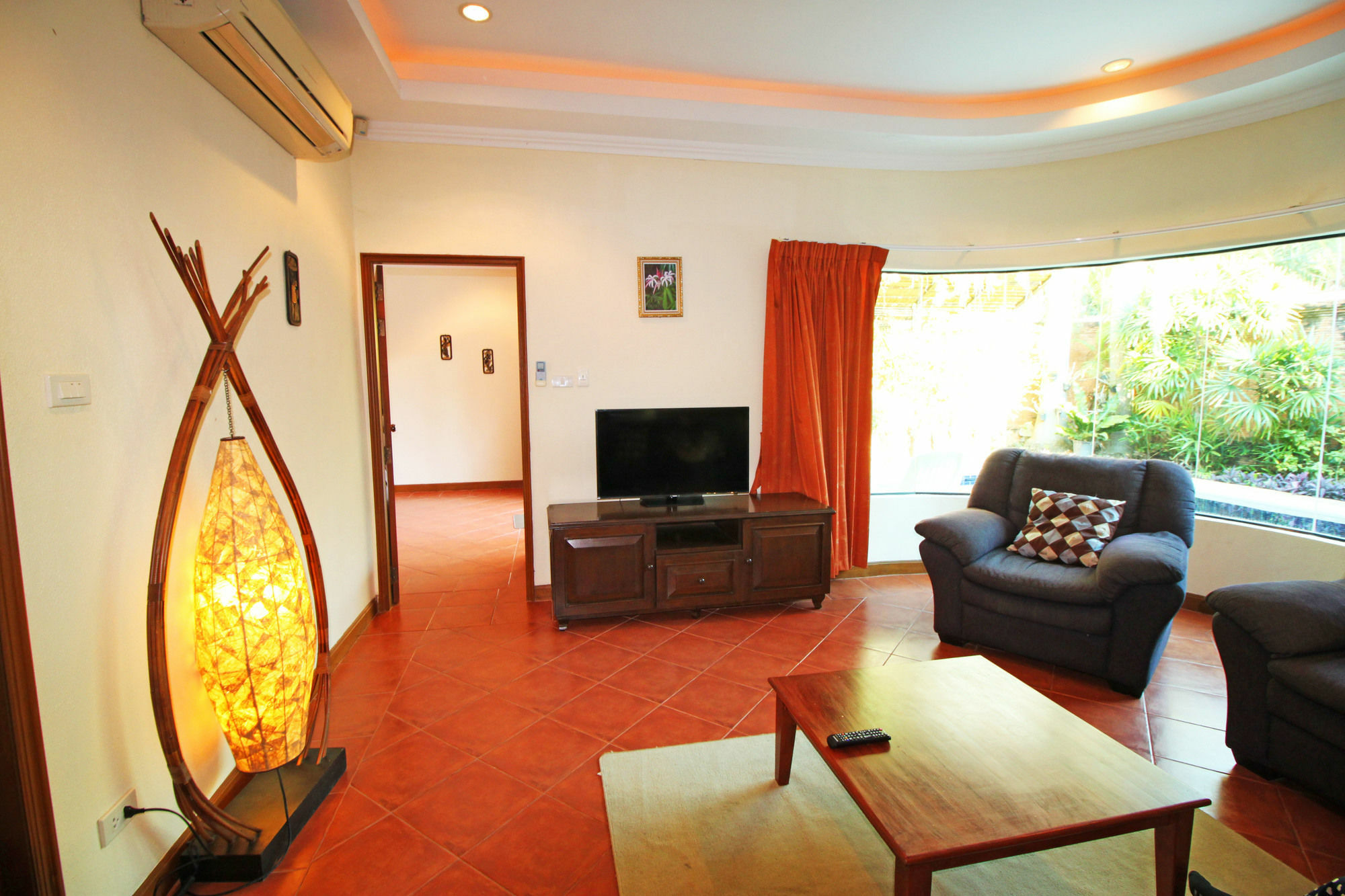 Cosy Beach Pool Villas By Pattaya Sunny Rentals Екстериор снимка