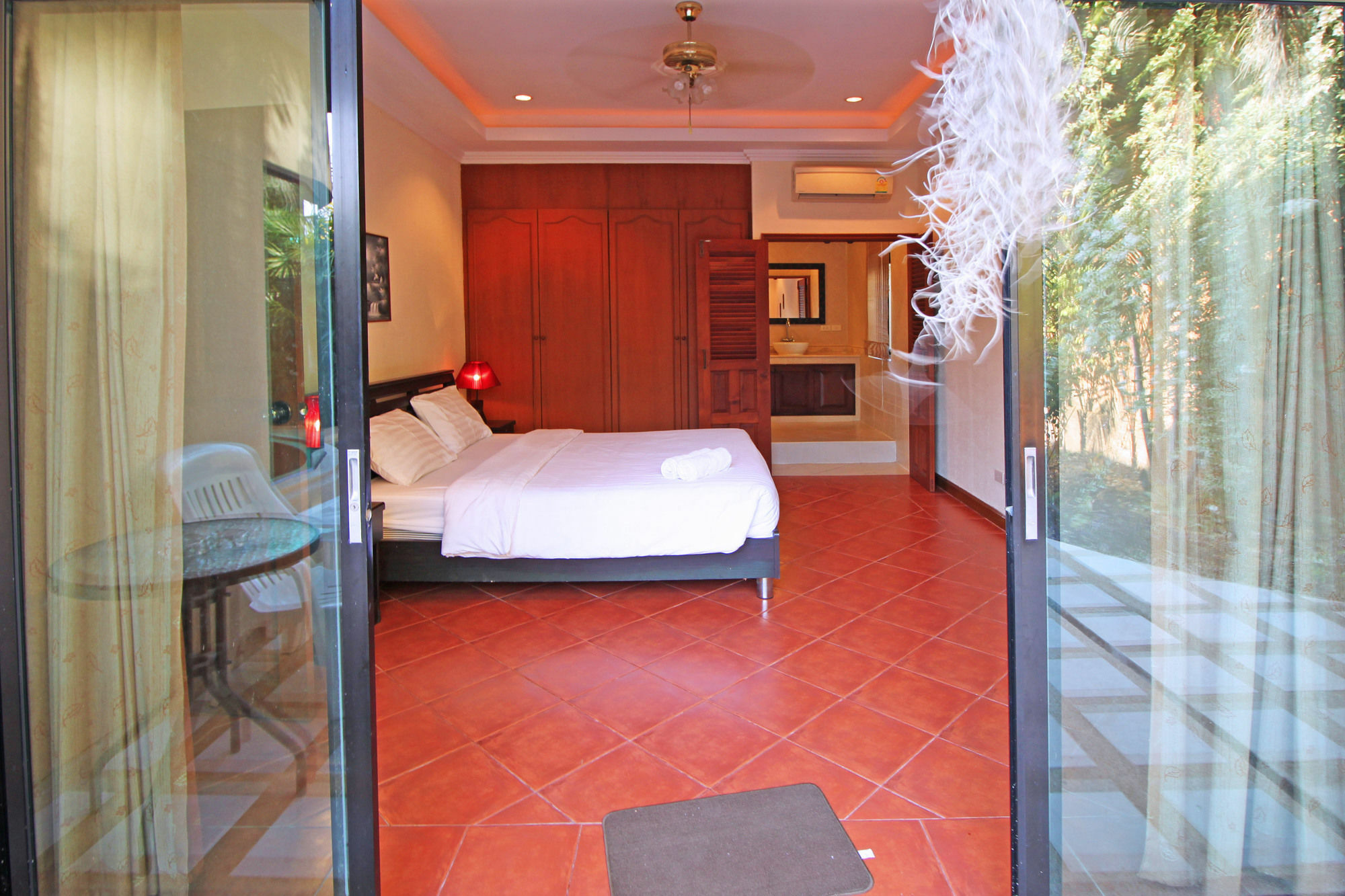Cosy Beach Pool Villas By Pattaya Sunny Rentals Екстериор снимка